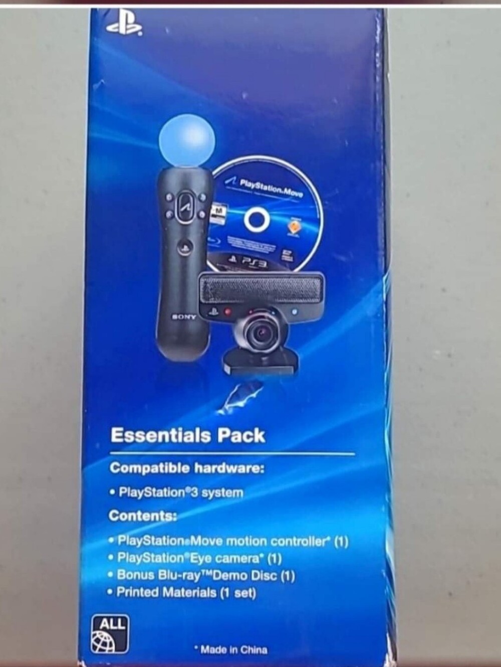 PS3 Essentials Pack - Picture 3 of 4